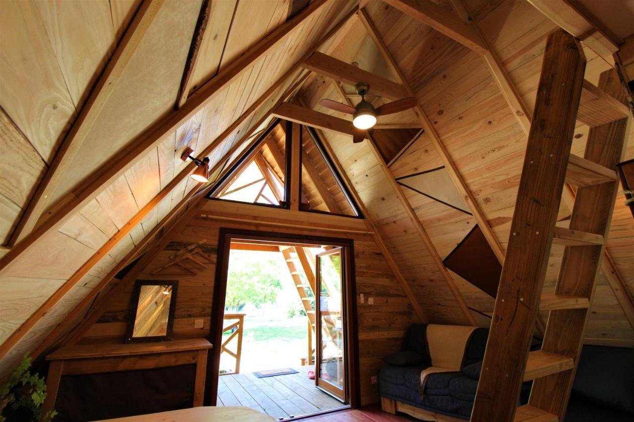 Habitat Createur - Hebergements Insolites Au Camping Municipal "Les Ecureuils" Recoubeau-Jansac Екстериор снимка