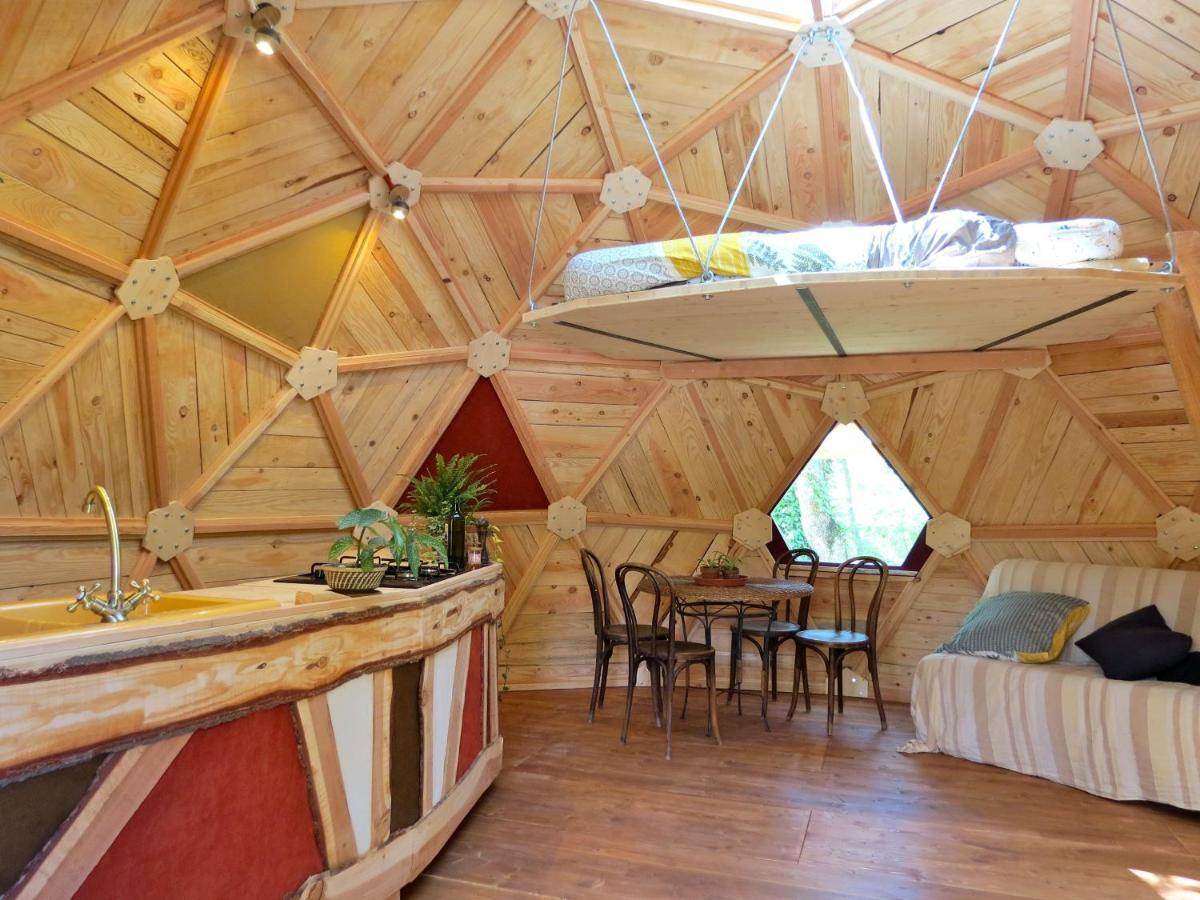 Habitat Createur - Hebergements Insolites Au Camping Municipal "Les Ecureuils" Recoubeau-Jansac Екстериор снимка
