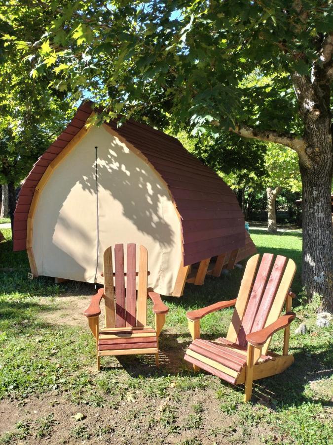 Habitat Createur - Hebergements Insolites Au Camping Municipal "Les Ecureuils" Recoubeau-Jansac Екстериор снимка