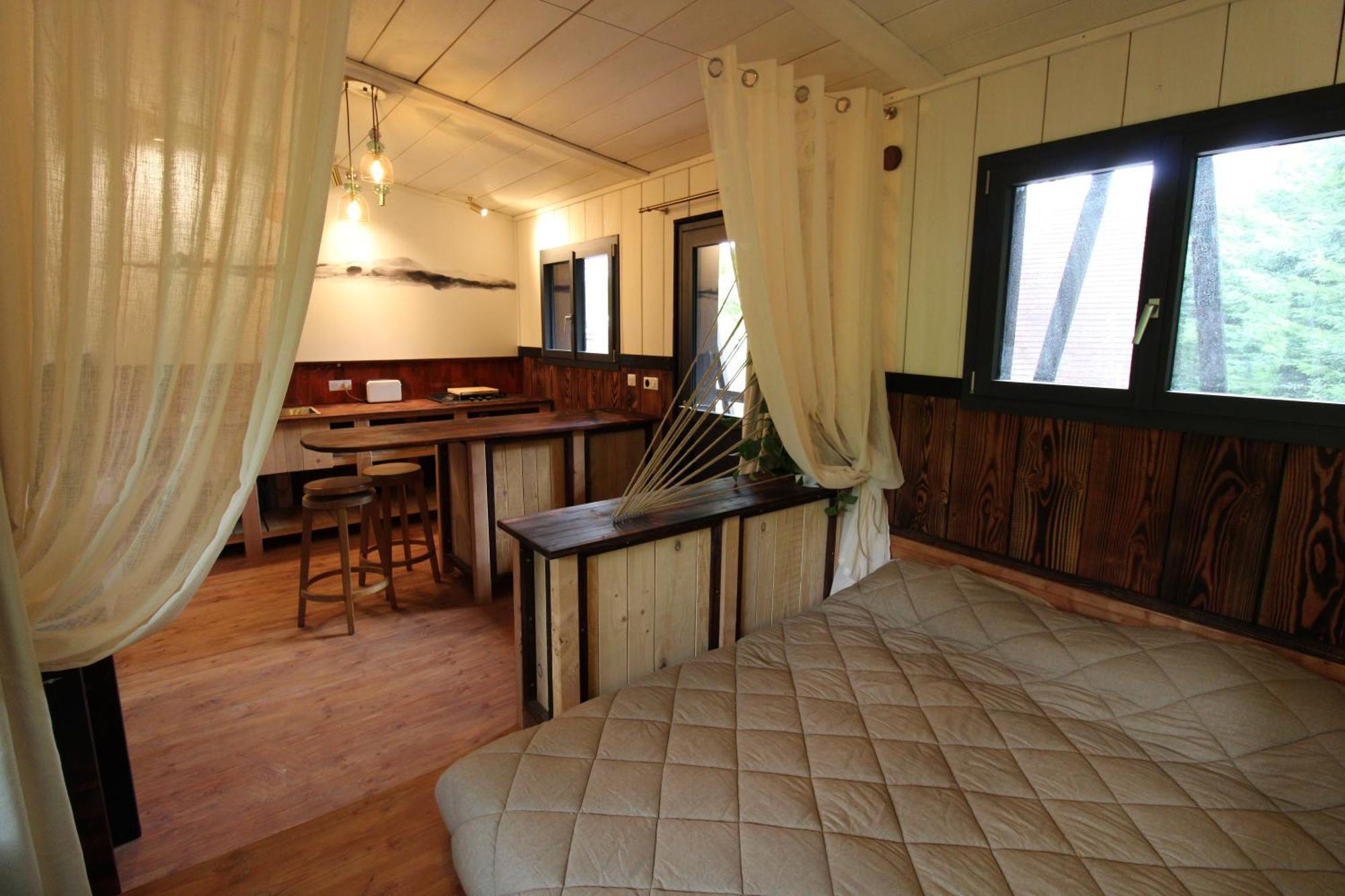 Habitat Createur - Hebergements Insolites Au Camping Municipal "Les Ecureuils" Recoubeau-Jansac Екстериор снимка